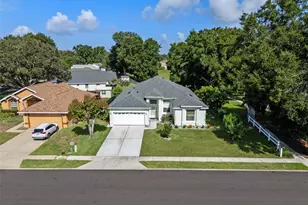 2710 Autumn Ln, Eustis, FL 32726 - Photo 34