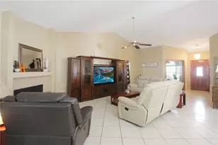 443 Country Wood Cir, Lake Mary, FL 32746 - Photo 4