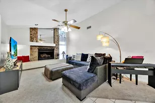 2900 Hammock Dr, Plant City, FL 33566 - Photo 10