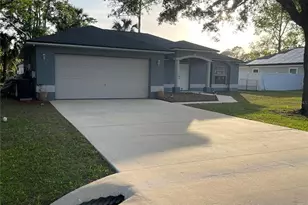 10 Pine Tree Dr, Palm Coast, FL 32164 - Photo 2