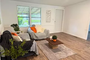 4804 Rustic Ct E, Lakeland, FL 33810 - Photo 2