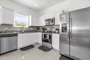 3206 Water Sprite St, Orlando, FL 32808 - Photo 8