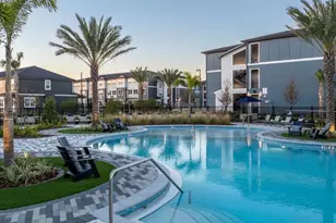 1320 Caprice Dr, Lakeland, FL 33811 - Photo 2