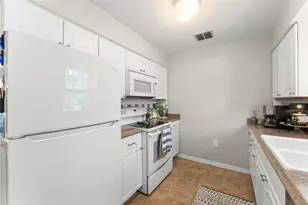 2710 W County Road 44, Eustis, FL 32726 - Photo 10