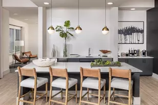 1320 Caprice Dr, Lakeland, FL 33811 - Photo 8