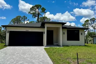 2572 Grandview Dr, North Port, FL 34288 - Photo 1