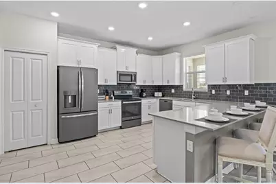 8822 Interlocking Court, Davenport, FL 33896 - Photo 4