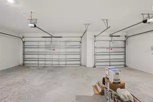 1763 Draughton Dr, Zephyrhills, FL 33541 - Photo 38