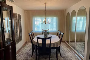 420 S Brockfield Dr, Sun City Center, FL 33573 - Photo 6