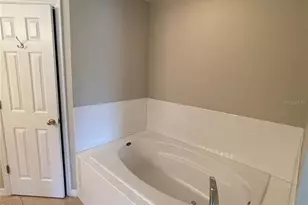 207 Cranbrook Dr, Kissimmee, FL 34758 - Photo 18