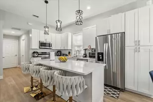 704 Honeysuckle Ave, Celebration, FL 34747 - Photo 14