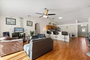 1321 Dunbarton Ct, Kissimmee, FL 34758 - Photo 4