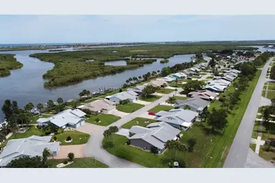 1111 Harbour Point Drive, Port Orange, FL 32127 - Photo 6