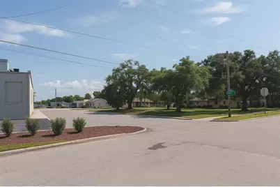 203 Emerald Avenue, Lake Wales, FL 33853 - Photo 2