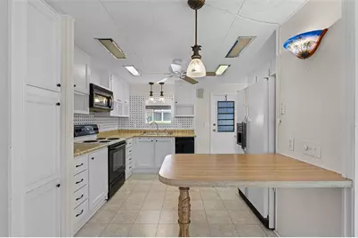 144 Paradise N, Leesburg, FL 34788 - Photo 6