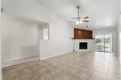 28 N Lancelot Avenue, Orlando, FL 32835 - Photo 8