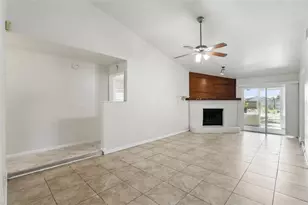 28 N Lancelot Ave, Orlando, FL 32835 - Photo 8