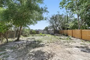 28 N Lancelot Ave, Orlando, FL 32835 - Photo 28