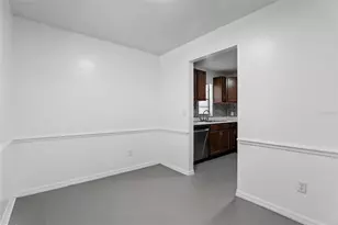 28 N Lancelot Ave, Orlando, FL 32835 - Photo 16