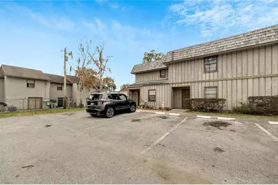 2826 NE 7th Street, Ocala, FL 34470 - Photo 2