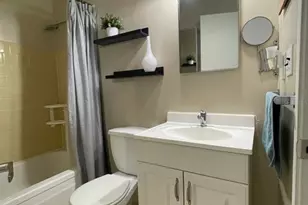 2231 Club Cir, Lakeshore, FL 33854 - Photo 8