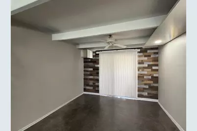 2231 Club Circle #2231, Lakeshore, FL 33854 - Photo 2