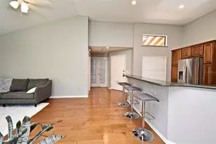 2928 Lake Pineloch Blvd, Orlando, FL 32806 - Photo 10