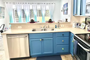 7640 Sir Kaufmann Ct, Kissimmee, FL 34747 - Photo 4