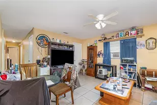 205 W Division St, Deland, FL 32720 - Photo 6