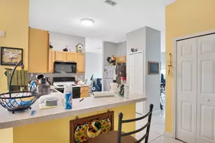 5203 Jasmine Trace Ln, Kissimmee, FL 34758 - Photo 10