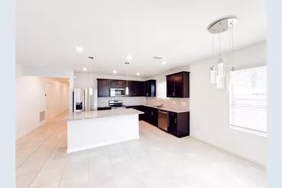 398 Citrus Isle Loop, Davenport, FL 33837 - Photo 8