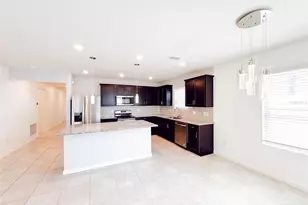 398 Citrus Isle Loop, Davenport, FL 33837 - Photo 8