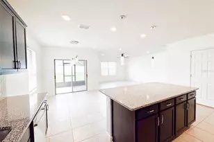 398 Citrus Isle Loop, Davenport, FL 33837 - Photo 12