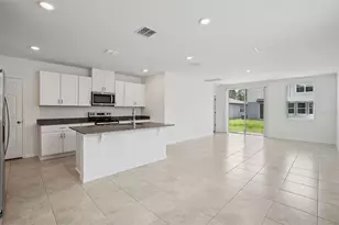 3904 Giorgio Dr, Winter Haven, FL 33884 - Photo 10