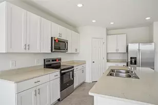 3253 Viceroy Ct, Poinciana, FL 34759 - Photo 14