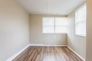 1020 58th Ave N, Saint Petersburg, FL 33703 - Photo 22