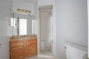 9948 Timber Oaks Ct, Orlando, FL 32817 - Photo 8