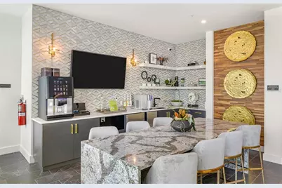 601 N 12th Street N #S1, Tampa, FL 33602 - Photo 10