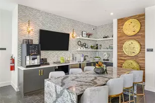 601 N 12th Street N, Tampa, FL 33602 - Photo 10