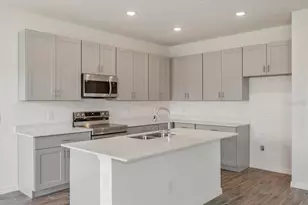 3144 Suraj Cir, Tavares, FL 32778 - Photo 2