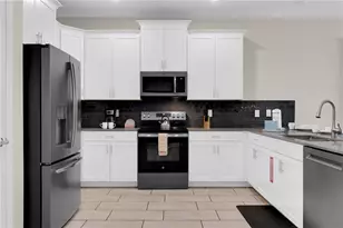 4530 Narrative Ln, Kissimmee, FL 34746 - Photo 16