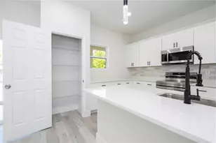 10333 N Halsey Way, Citrus Springs, FL 34434 - Photo 18