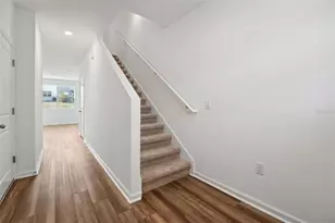 6166 Daerr Rdg St, Zephyrhills, FL 33542 - Photo 18