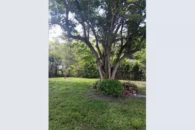 2103 Mantilla Avenue, Orlando, FL 32811 - Photo 16