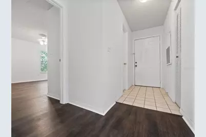 2533 Grassy Point Drive #215, Lake Mary, FL 32746 - Photo 4