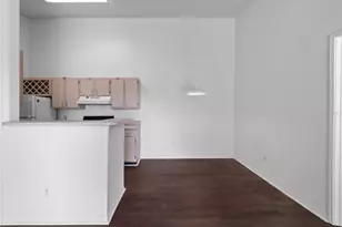 2533 Grassy Point Dr, Lake Mary, FL 32746 - Photo 10