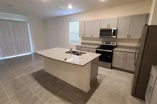 1310 Mako Wy, Kissimmee, FL 34741 - Photo 20