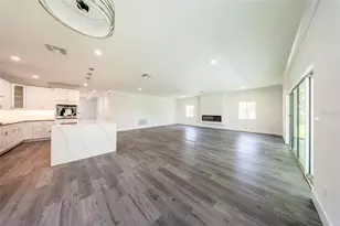 300 Mitnik Dr, Deltona, FL 32738 - Photo 16