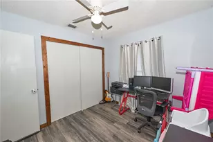 881 Cedar Cir, Tavares, FL 32778 - Photo 26