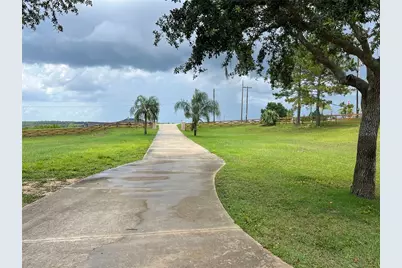 11344 Lake Montgomery Boulevard, Clermont, FL 34715 - Photo 4